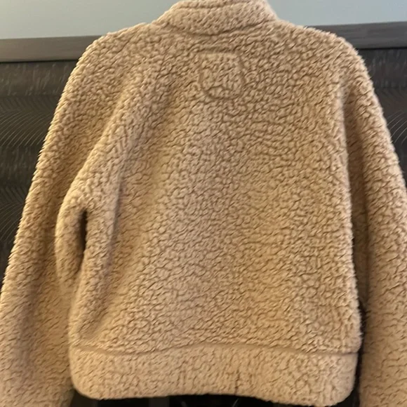 Hollister XS fleece zip up crop jacket - Picture 7 of 9